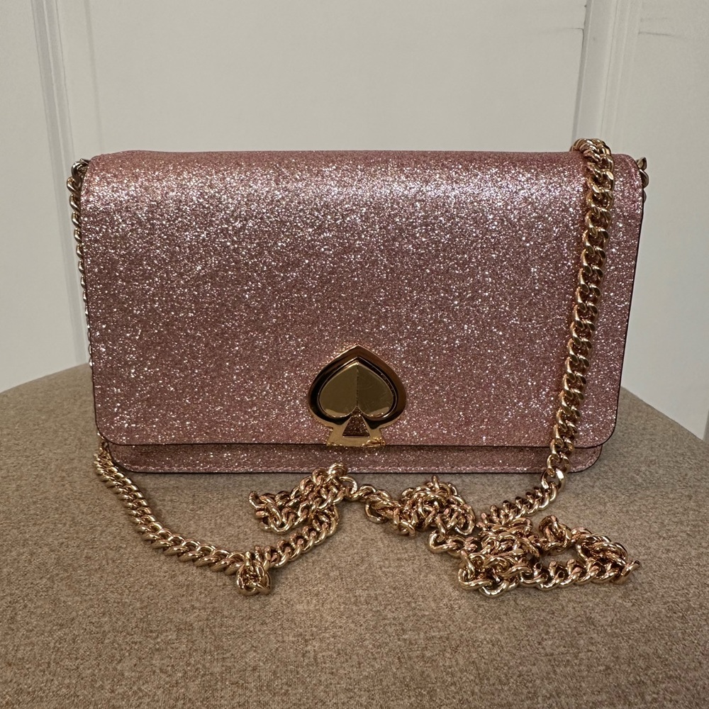 KATE SPADE pink rose gold crossbody with gold chain strap and gold spade lock!